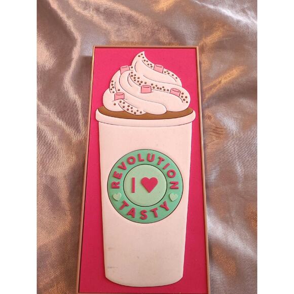 Revolution Beauty Coffee neutral eyeshadow palette - Picture 1 of 2